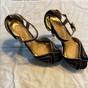 Gianni Bini Black and Gold Strappy Heels